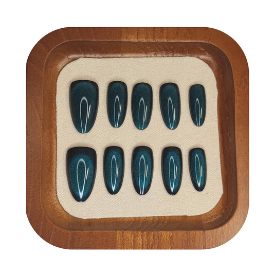 Uñas Press-On Almendradas Efecto Ojo de Gato Calipso