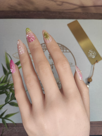 Uñas Press-On Almendradas con Diseño Floral