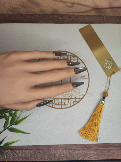Uñas Press-On Almendradas Efecto Ojo de Gato Gris