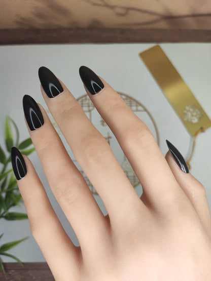 Uñas Press-On Almendradas Efecto Ojo de Gato Morado