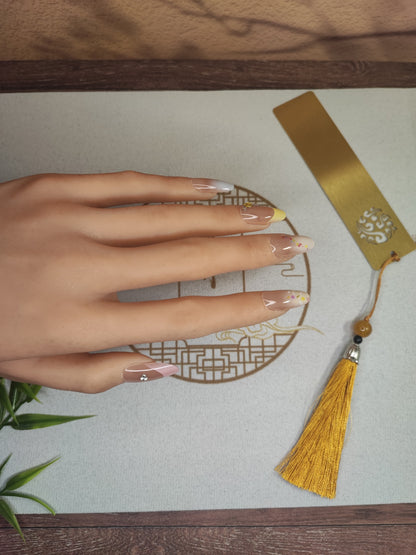 Uñas Press-On Almendradas con Diseño Multicolor