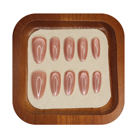 Uñas Press-On Almendradas Efecto Ojo de Gato Naranjo
